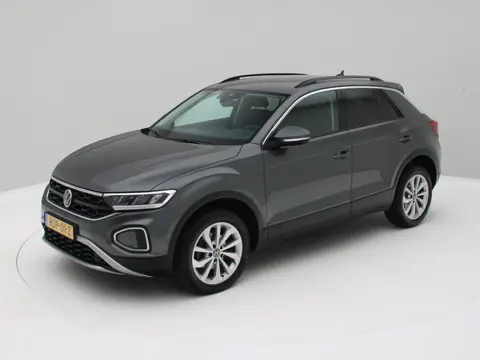 Volkswagen T-Roc 1.5 TSI Life Edition Automaat (bj 2025)