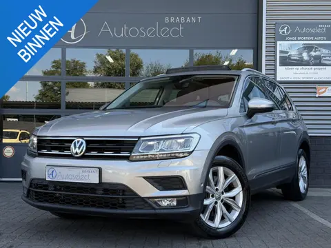 Volkswagen Tiguan 2.0 TSI 4Motion Highline Navi | Trekhaak | 1e Eigenaar