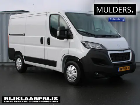 Peugeot Boxer 330 2.2 BlueHDi 120 L1H1 Asphalt TREKHAAK/NAVI/HEAVY DUTY