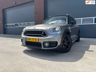 Mini Countryman 1.5 Cooper SE ALL4 Chili* Plug in Hybride,*Led Verlichting* Head-Up Display*Lage Kil