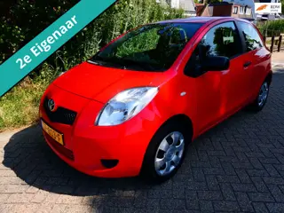 Toyota Yaris 1.0 VVTi Airco (koud) Trekhaak 2e eigenaar Zuinig Degelijk