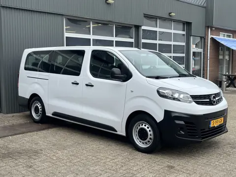Opel Vivaro-e Combi L3H1 75 kWh 100% Elektrische Rolstoel 9-Persoons Laadklep CDT systeem Invalide A
