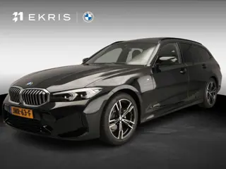 BMW 3 Serie Touring 318i | M-Sportpakket | LED | Leder | Navigatie | Panoramadak | Trekhaak | Sports