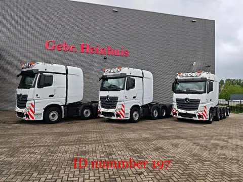 Mercedes-Benz Actros 4163 8x4/10x4 Titan Andockachse 180 Ton 3 Pieces!