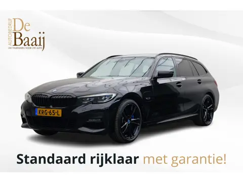 BMW 3 Serie Touring 320e M Sport | Half leer | 19" Licht metaal |