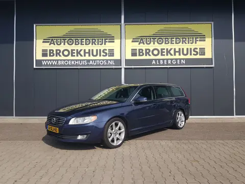 Volvo V70 1.6 D2 Momentum (bj 2013, automaat)
