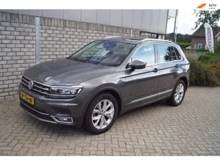 Volkswagen Tiguan 1.5 TSI ACT Highline Autom Panodak Alcantara Navi Camera Clima Apple Carplay Adapt