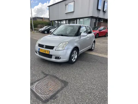 Suzuki Swift 1.3 GA 5 Deurs,Airco. Nette en goed rijdende Swift met een nieuwe Apk keuring (07-08-20