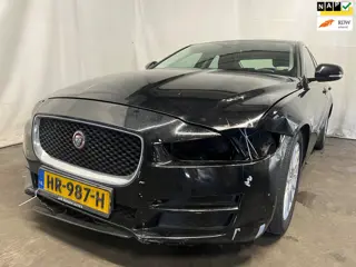 Jaguar XE 2.0 D Pure - Front Schade - Schade - BPM