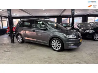 Volkswagen Touran 1.4 TSI Connected Series 7p