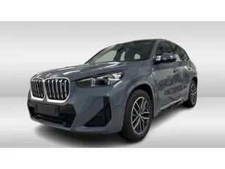 BMW iX1 XDRIVE30 M-SPORT 306PK PREMIUM PACK 67 KWH | Comfort Acces | Adaptieve koplampen