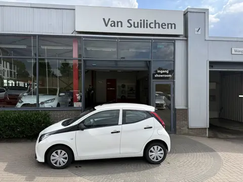 Toyota Aygo 1.0 VVT-i x-fun (bj 2021)
