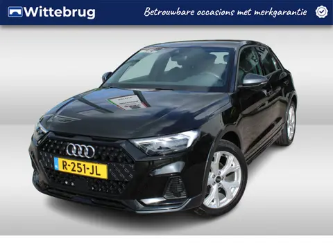 Audi A1 allstreet 30 TFSI 110pk Advanced Edition S-Tronic Automaat / Navigatie via APP Connect / Led