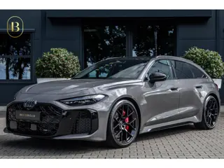 Audi RS5 Avant e-hybrid quattro