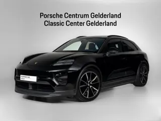 Porsche Macan 4