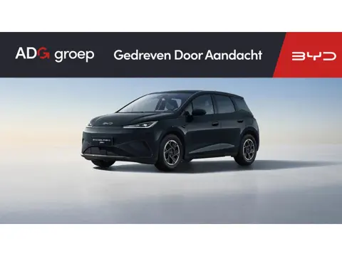 BYD DOLPHIN G DM-i Boost NIEUW/ 1040 KM / Obsidian Black / 105 EV / Android Auto en Apple Carplay