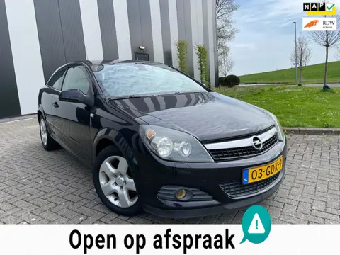 Opel Astra GTC 1.6 Cosmo Nw APK-Clima-Cruise-Pdc-Trekhaak