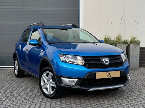 Dacia Sandero 0.9 TCe Stepway Lauréate | Navigatie | Trekhaak | Bluetooth | Airco | Allseason