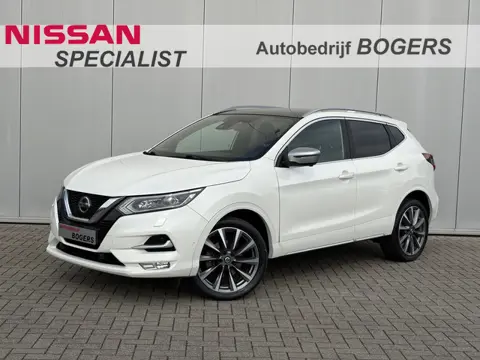 Nissan QASHQAI 1.3 DIG-T DCT A/T Tekna Plus Dynamic Pack Trekhaak, Bose, Lederen bekleding, Panodak