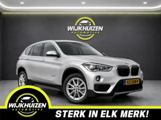 BMW X1 SDrive20i Centennial High Executive Automaat met Leder !!! Trekhaak !!! Vol opties !!!