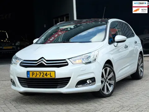 Citroen C4 1.2 PureTech Shine KEYLESS ENTRY-GO/PANO/MASSAGESTOEL | KEURIGE AUTO !