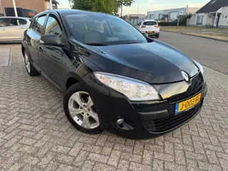 Renault Mégane 1.6 Authentique Airco, Navi, Trekhaak