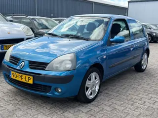 Renault Clio 1.4-16V Excitement 2004 Automaat APK 05-2027