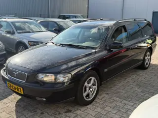 Volvo V70 2.4 Comfort Line 2003 Zwart Handgeschakeld Airco