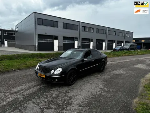 Mercedes-Benz E-klasse 280 CDI Avantgarde 4-Matic Select Navi.Leder.Clima