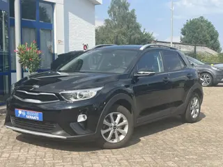 Kia Stonic 1.2 MPi ComfortLine l Stoel/stuurverwarming, Parkeersensoren achter, Trekhaak, Bluetooth 