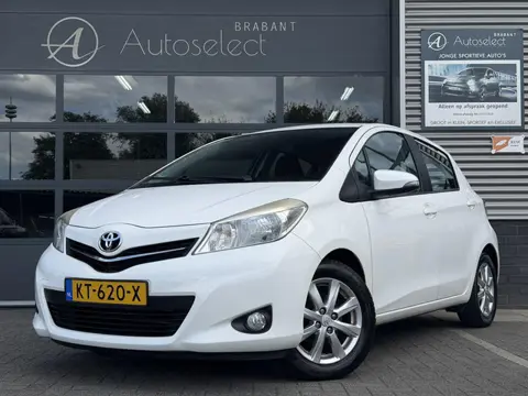 Toyota Yaris 1.0 VVT-i Trend Airco | LMV | Nieuwe APK