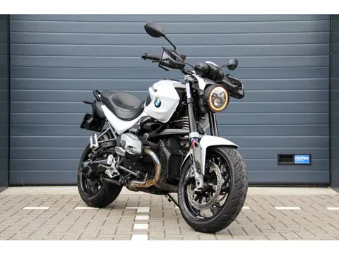 BMW R 1200 R Dark White | Akrapovic | Zeer degelijke staat! | Laatste luchtgekoelde versie