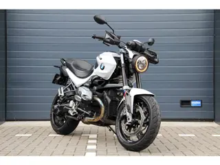 BMW R 1200 R Dark White | Akrapovic | Zeer degelijke staat! | Laatste luchtgekoelde versie