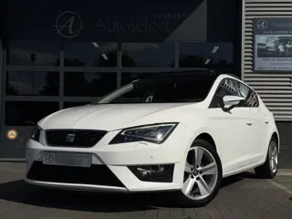 SEAT Leon 1.4 TSI FR Pano | LED | Navi