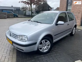 Volkswagen Golf 1.4-16V Master Edition