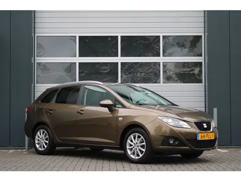 Seat Ibiza ST 1.2 TSI Style Automaat Airco/Cruise/Camera/Navi/Bluetooth/Radio/Elek.Ramen/C.V./15"LM/