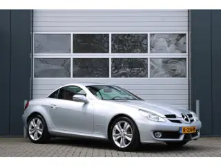 Mercedes-Benz SLK-klasse 200 K. Automaat Clima/Cruise/Bi-Xenon/Stoelverwarming/Bluetooth/Leder/Radio