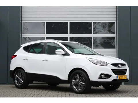 Hyundai Ix35 2.0i Business Edition Automaat Clima/Cruise/Camera/Stoelverwarming/PDC/Navi/Bluetooth/L