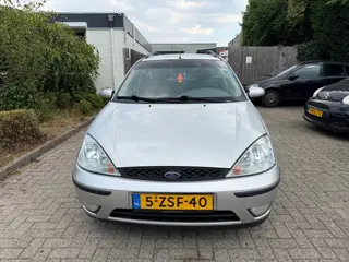 Ford Focus Wagon 1.6-16V Cool Edition