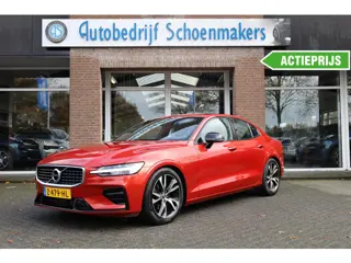 Volvo S60 2.0 T4 R-Design CAMERA LEER CARPLAY MEMORY TREKHAAK-ELEC. STOELVERW. DAB ZWARTE-HEMEL HARM