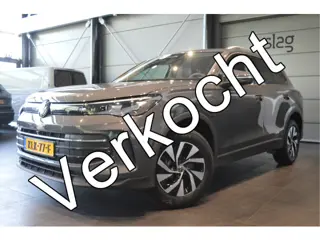 Volkswagen Tiguan 1.5 eHybrid Life keyless carplay camera led pdc 204 pk !!