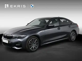 BMW 3-serie 320e Business Edition Plus | SoH 89%| M Sport | Leder | Stuur- & Stoelverwarming | Camer