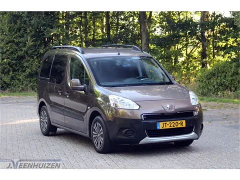 Peugeot Partner Tepee 1.6 e-HDi Active | 2013 | ✅ AUTOMAAT | ❄️Airco | ⭐Cruise |