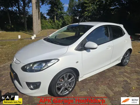 Mazda 2 / GT-M / 1.5 S-VT Executive / 103 PK
