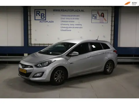 Hyundai I30 Wagon 1.6 GDI Business Edition TREKHAAK/ NAP/ TOPPER!!!