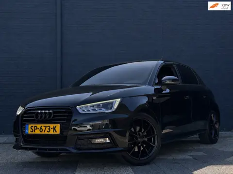 Audi A1 Sportback 1.4 TFSI Sport S line Edition | Automaat | Stoelverwarming