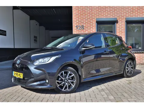 Toyota Yaris 1.5 Hybrid Active BT, Cr, PDC, Camera, stoel verw