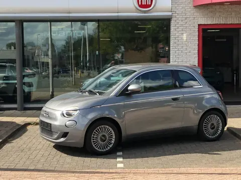 Fiat 500 Urban 42 kWh CLIMATE|APPLE/ANDROID|360 CAMERA|STOELVERWARMING|PDC|16"