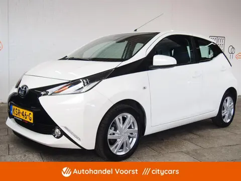 Toyota Aygo 1.0 VVT-i x-play Airco (APK:Nieuw) Incl.Garantie