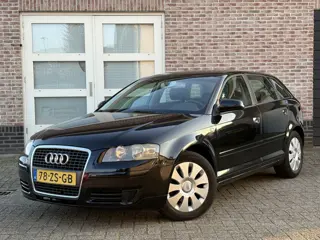 Audi A3 Sportback 1.6 FSI Ambition Pro Line Leder Airco lees tekst